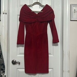 ⭐️ HOST PICK ⭐️ DANIER designer ultra suede fitted dress